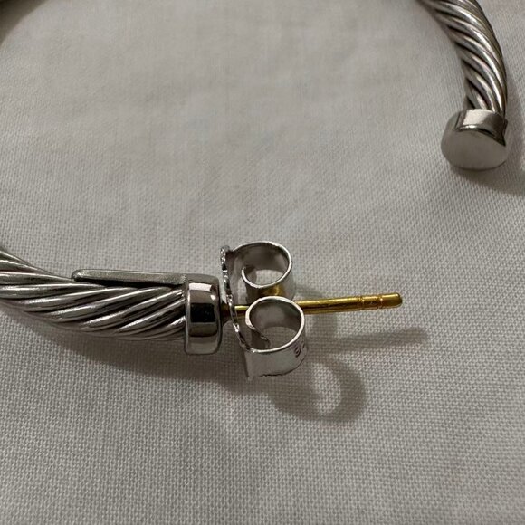 David Yurman Cable Hoop Earrings. - Picture 2 of 6